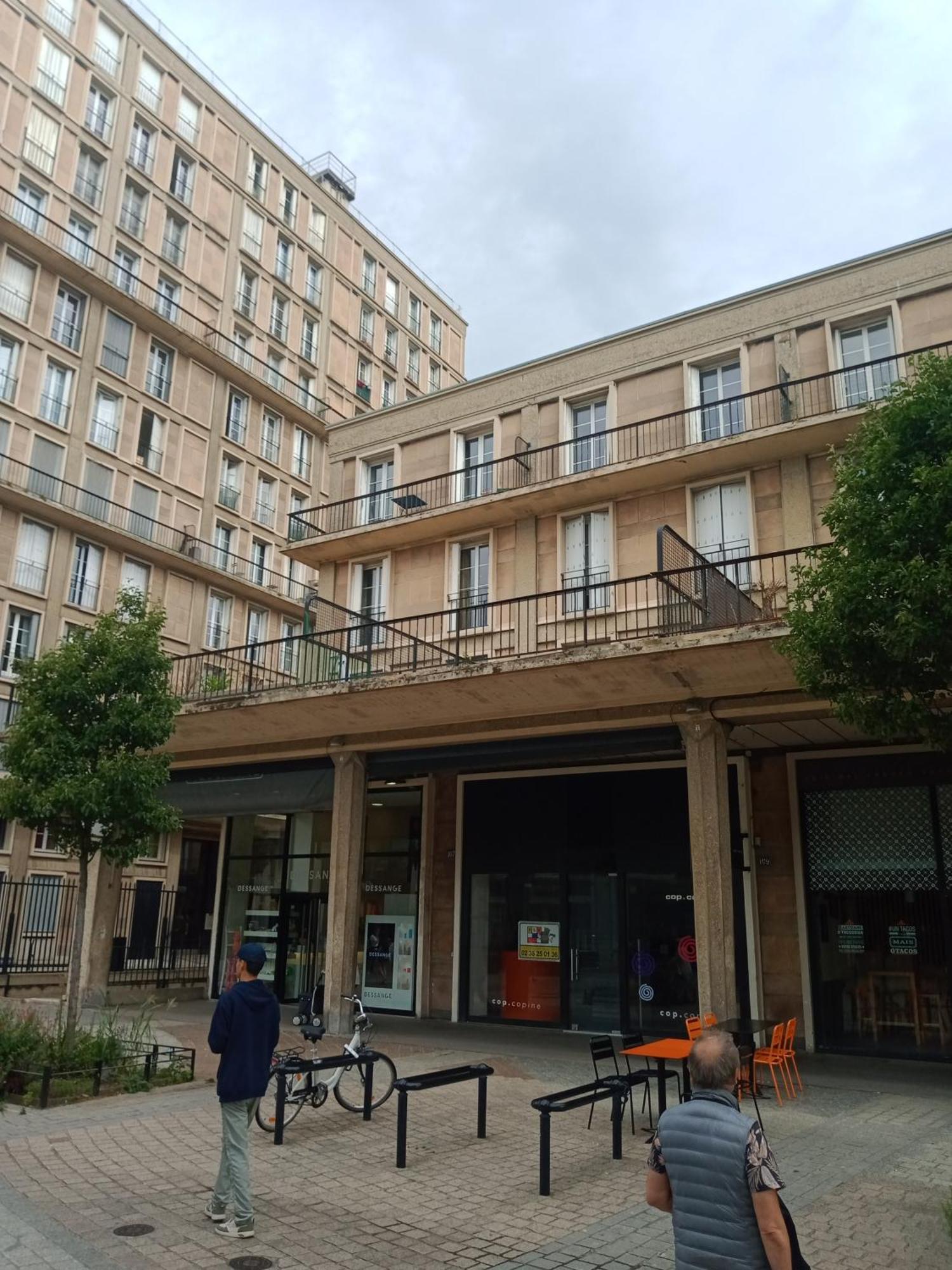 Appartement Perret 105 Rue Victor Hugo, Lumineux, Plein Centre, Parking Prive Arrivee Autonome Tout A Pied 勒阿弗尔 外观 照片
